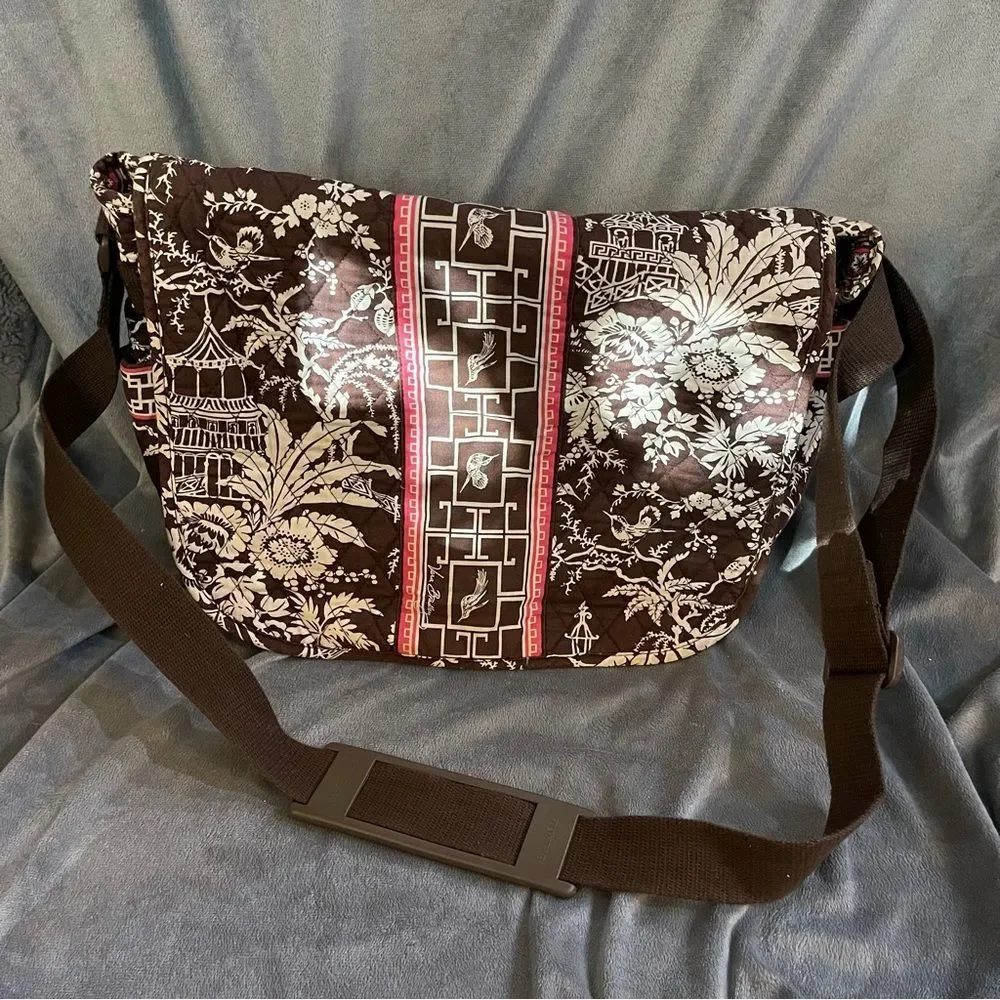 Vera Bradley Messenger Bag in Retire Imperial Toile Pattern Laptop Crossbody Bag
